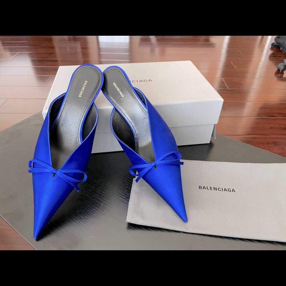 Balenciaga knife mules